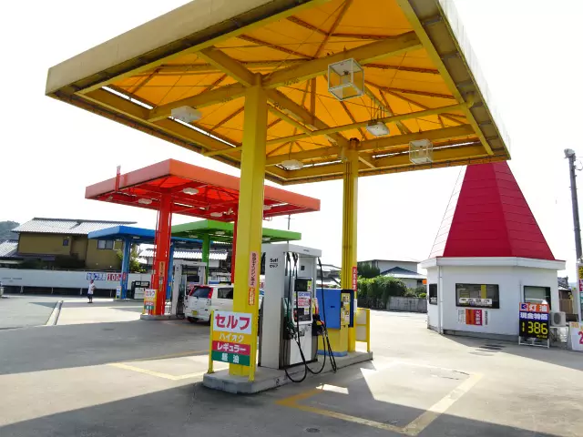 ガゾリンスタンド玉東店