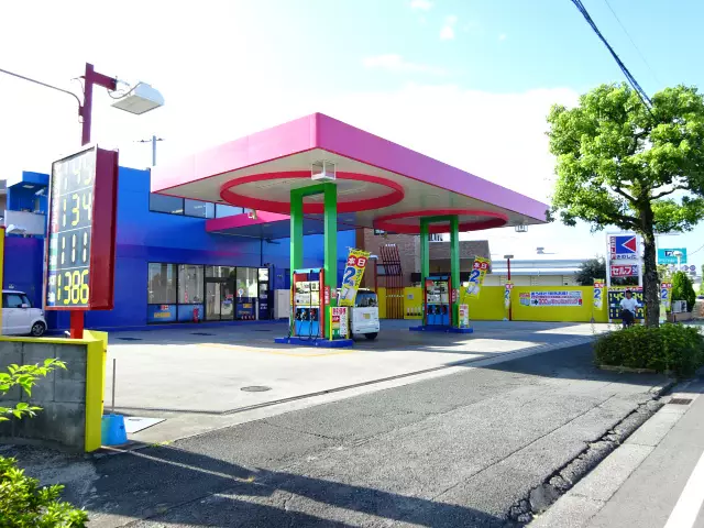 ガゾリンスタンド川尻店